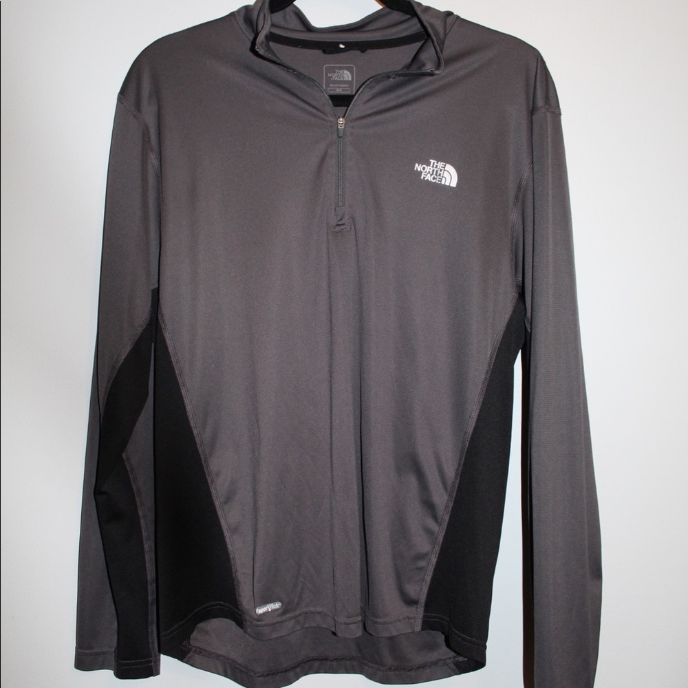 The North Face Men’s 1/4 Zip Vapor Wick Shirt